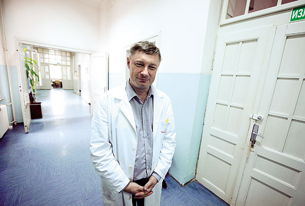 „Вирус је ослабио, али изненађења су увек могућа: Др Горан Стевановић о борби са короном и следећем налету